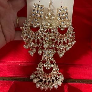 Kundan and pearl jhumka tikka set (Safeena collection)
